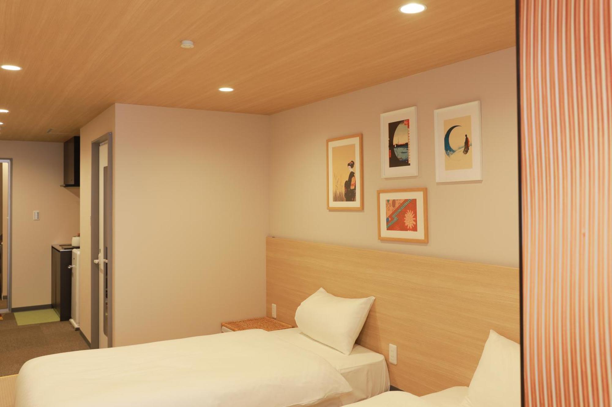 Guest house Oyasumi Ice&hotel Osaka
